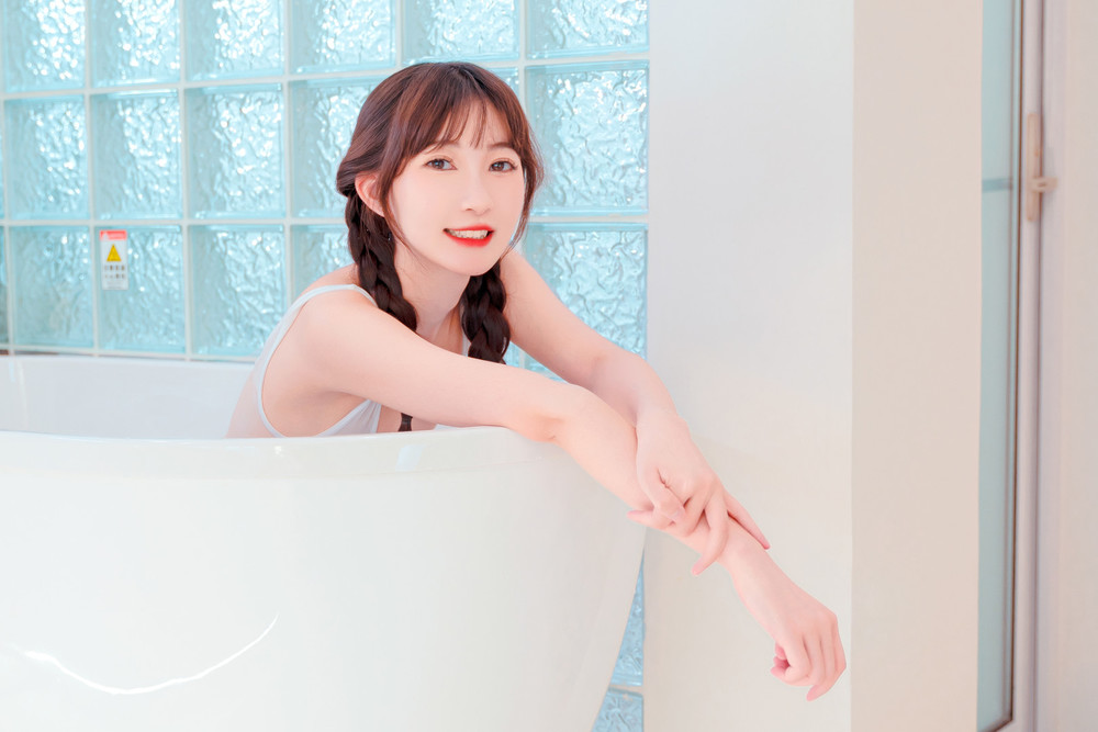 【夏树】- 写真套图作品资源合集打包下载-格格图